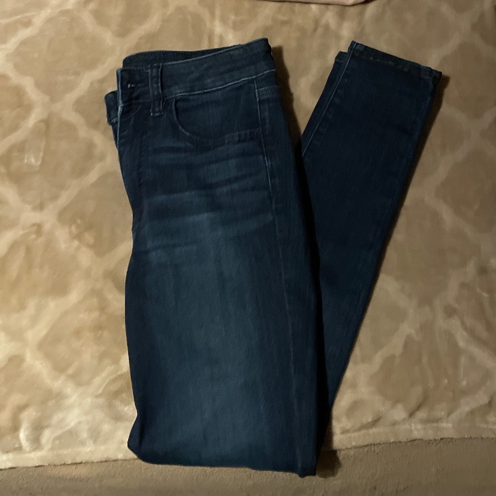 Barely worn Dark Blue American Eagle Jeans